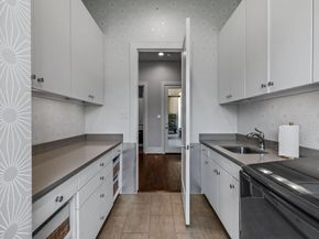 5628  Lindenshire Lane , Dallas Texas 75230
