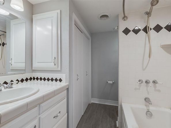 4023  Wycliff Avenue  102, Dallas Texas 75219