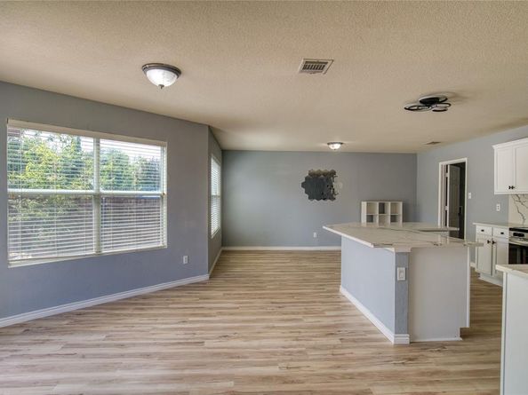 365  Dakota Ridge Drive , Fort Worth Texas 76134
