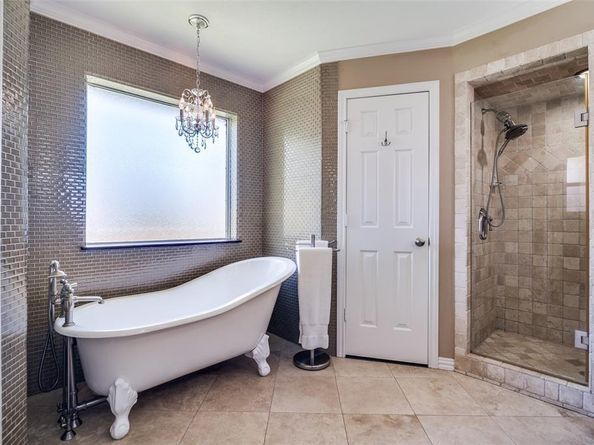 3709  Churchill Court , Plano Texas 75075