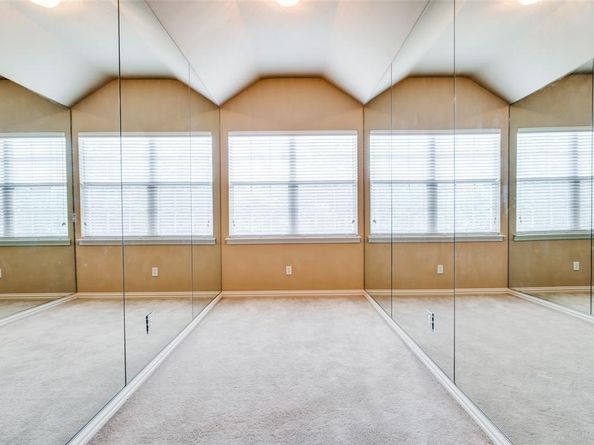 1840  Branch Trail , Carrollton Texas 75007