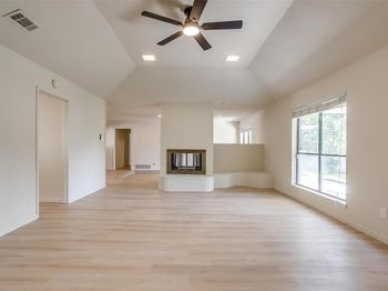 4424  Foxfire Way 