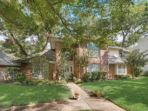 1412  Hyde Park Lane , Arlington Texas 76015