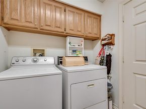 1412  Hyde Park Lane , Arlington Texas 76015