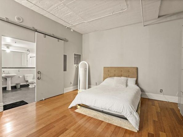 1122  Jackson Street  421, Dallas Texas 75202