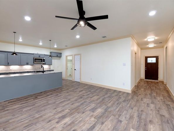 2621  Canton Drive , Fort Worth Texas 76112