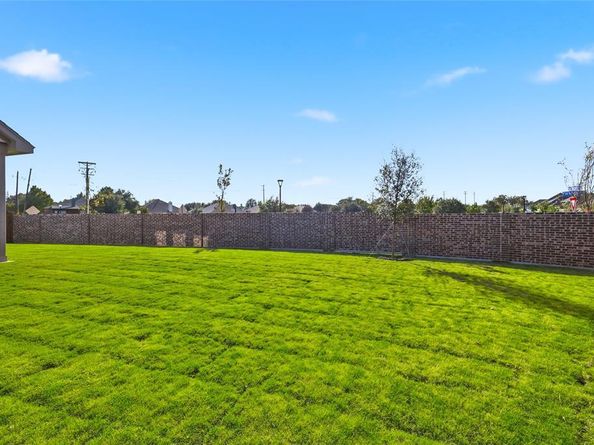 2800  Alcove Lane , Corinth Texas 76210