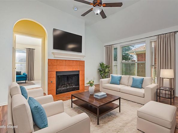 5110  Waltham Court , Garland Texas 75043