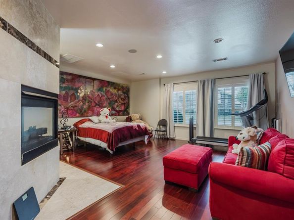 808  Sabona Drive , DeSoto Texas 75115