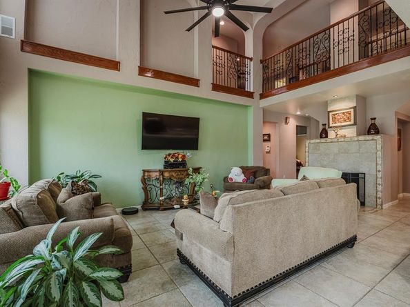 808  Sabona Drive , DeSoto Texas 75115