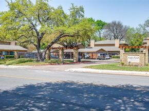 5716  Cedar Creek Drive  5716, Benbrook Texas 76109