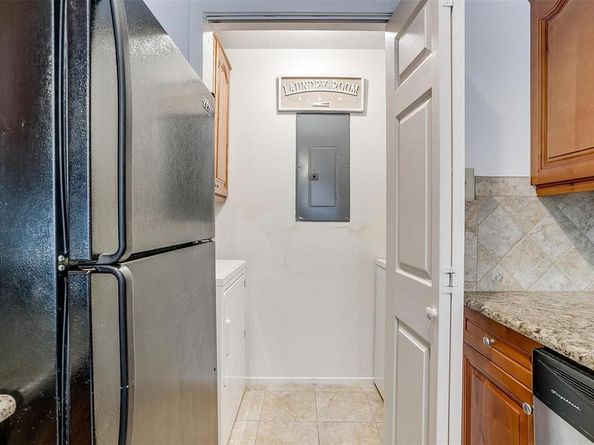 5716  Cedar Creek Drive  5716, Benbrook Texas 76109