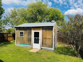 308  Hallvale Drive , White Settlement Texas 76108