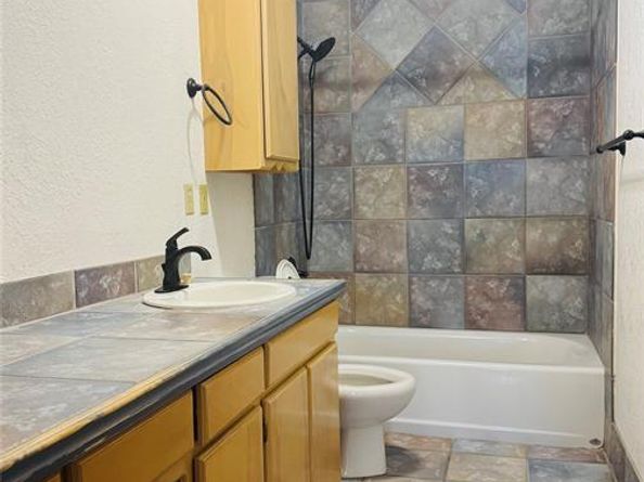 308  Hallvale Drive , White Settlement Texas 76108