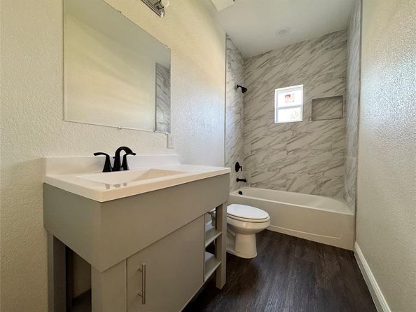 2010  Nantucket Village Drive , Dallas Texas 75217