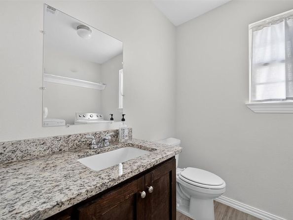 3100  Columbus  , Fort Worth Texas 76106