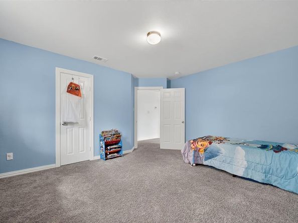 3100  Columbus  , Fort Worth Texas 76106