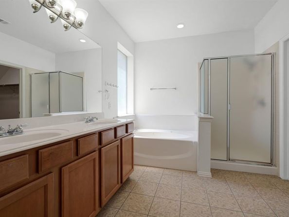 9028  Foxwood Drive , Fort Worth Texas 76244