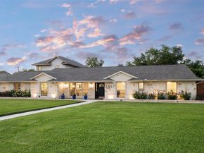 3867  Beutel Court , Dallas Texas 75229