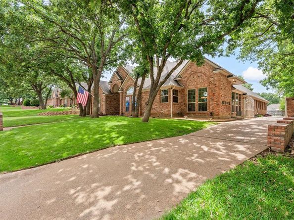 6604  Nantucket Lane , Arlington Texas 76001