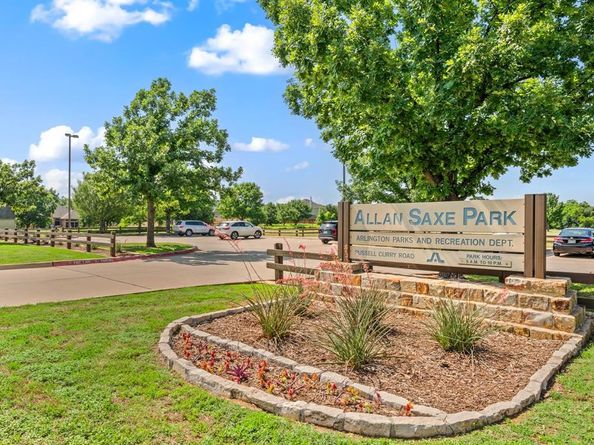 6604  Nantucket Lane , Arlington Texas 76001
