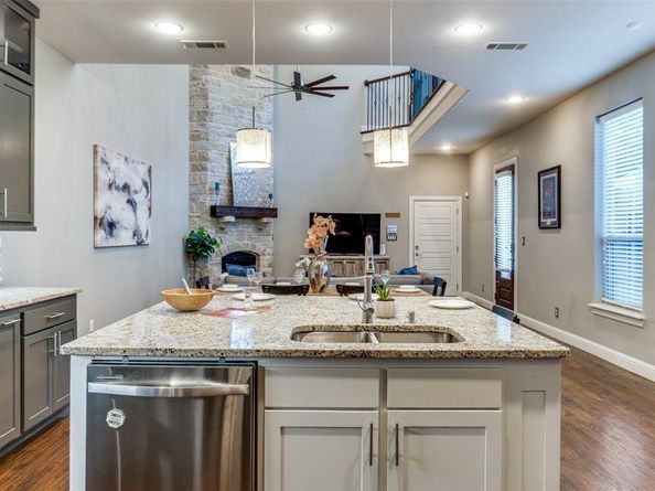 5913  Lewis Street , Dallas Texas 75206