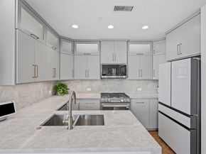 500  Throckmorton Street  2707, Fort Worth Texas 76102