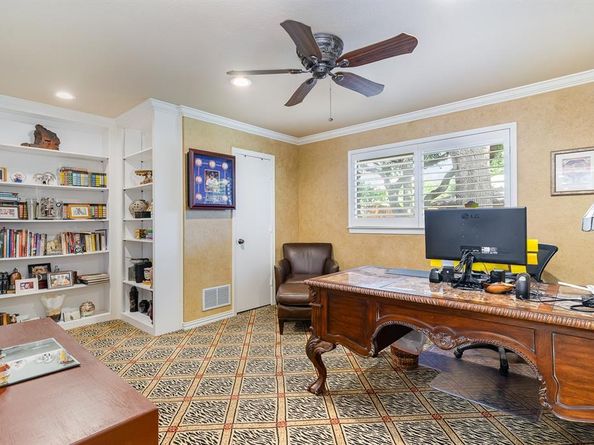 2204  Bridge View Lane , Plano Texas 75093