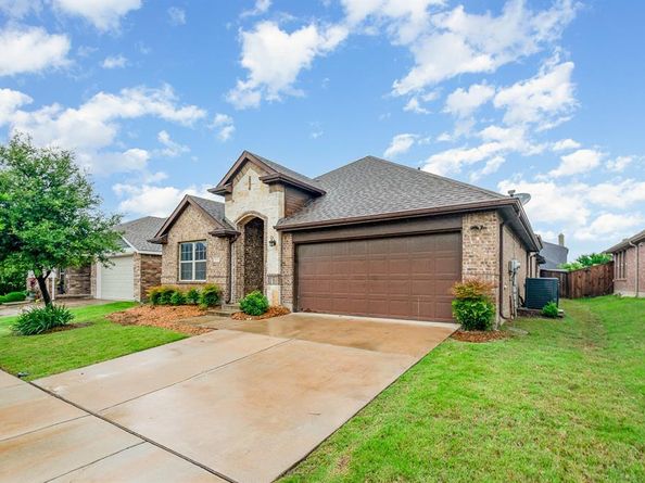 413  Allbright Road , Celina Texas 75009