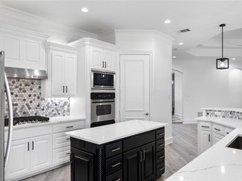 422  Mustang Drive 