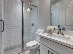 1129  Manderly Court , Dallas Texas 75204
