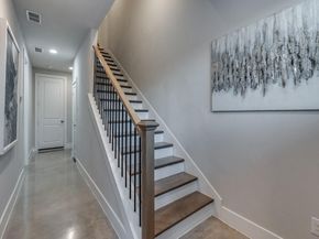 1129  Manderly Court , Dallas Texas 75204