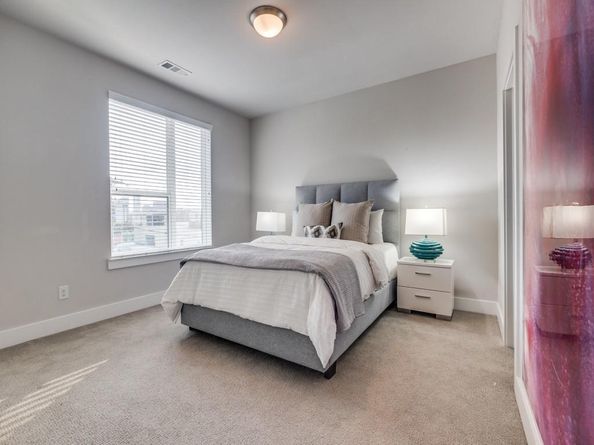 1129  Manderly Court , Dallas Texas 75204