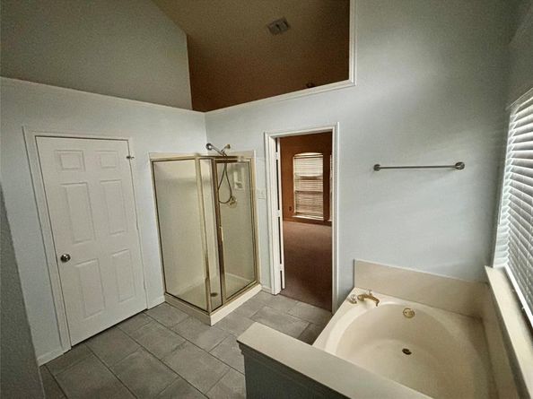 3309  Susan Lane , Carrollton Texas 75007