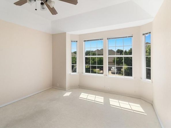5786  Walnut Creek Drive , Fort Worth Texas 76137
