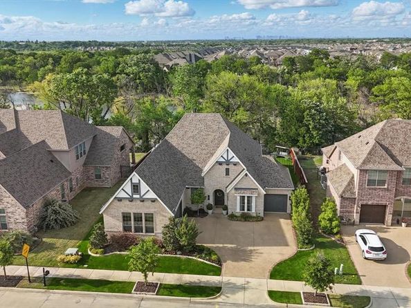 1317  Blue Lake Boulevard , Arlington Texas 76005