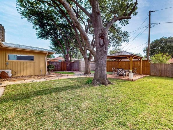 3901  Willow Way Road , Fort Worth Texas 76133