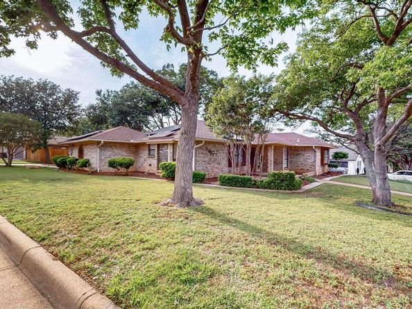 3901  Willow Way Road , Fort Worth Texas 76133