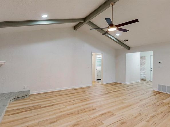 3901  Willow Way Road , Fort Worth Texas 76133