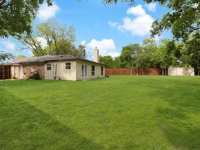 2834  Sunny Hill Lane , Farmers Branch Texas 75234