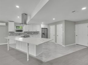 2834  Sunny Hill Lane , Farmers Branch Texas 75234