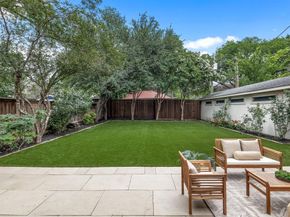 5735  Belmont Avenue , Dallas Texas 75206