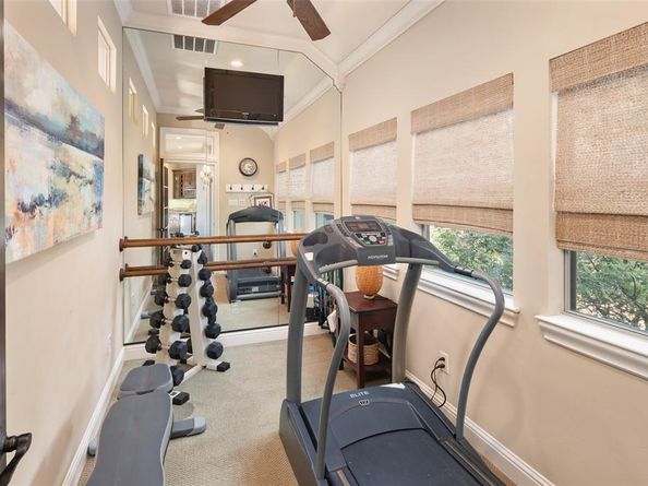 827  Bluff Ridge Drive , Cedar Hill Texas 75104