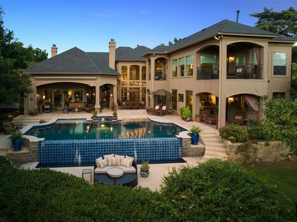 827  Bluff Ridge Drive , Cedar Hill Texas 75104