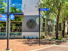 5005  Meridian Lane  3102, Addison Texas 75001