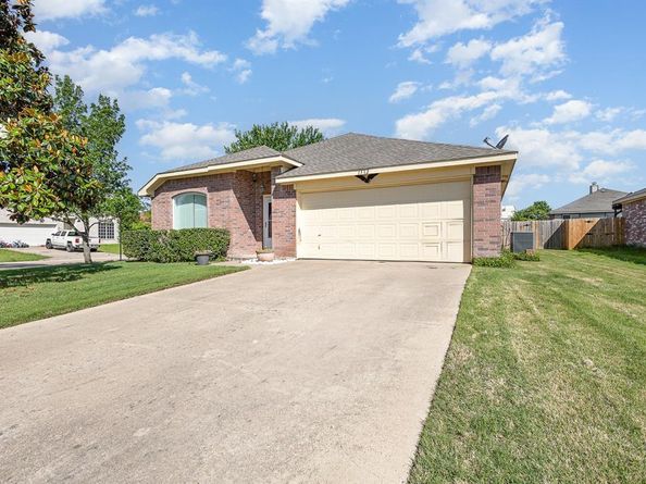 1512  Marti Drive , Royse City Texas 75189