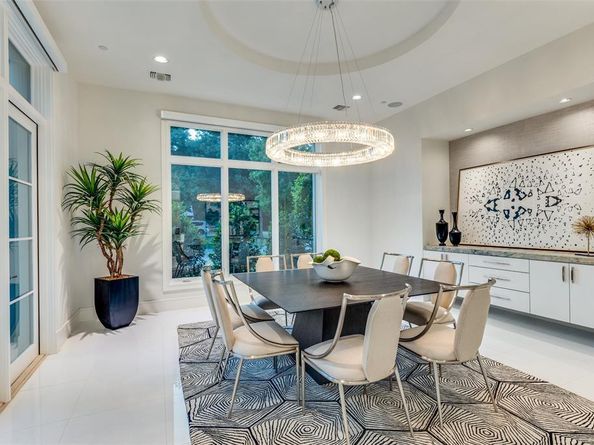 4326  Pomona Road , Dallas Texas 75209