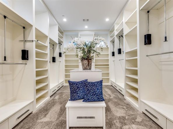 4326  Pomona Road , Dallas Texas 75209