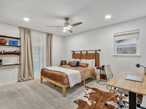 10938  Yorkspring Drive , Dallas Texas 75218