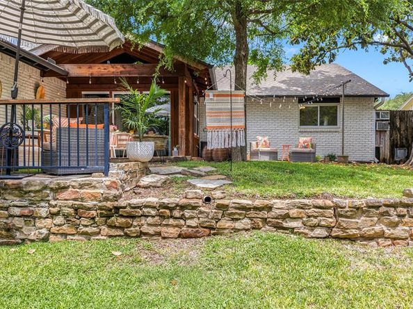 10938  Yorkspring Drive , Dallas Texas 75218